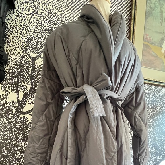 Warm Things Quilted Down Robe Small - Picture 6 of 8